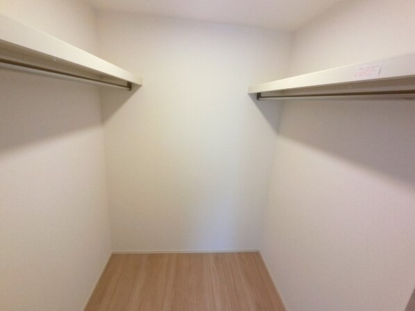 ミラマール Bの物件内観写真